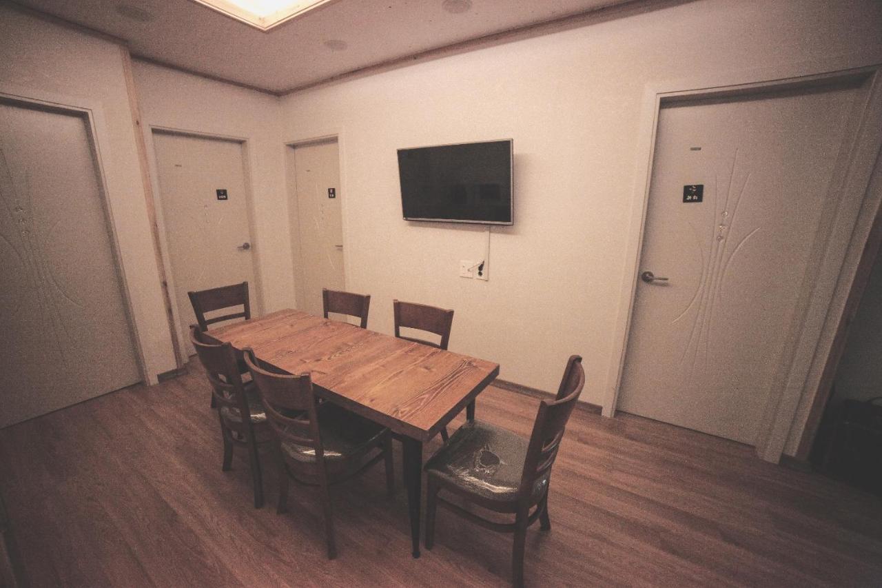 Wansangolgh Guest House Jeonju Esterno foto